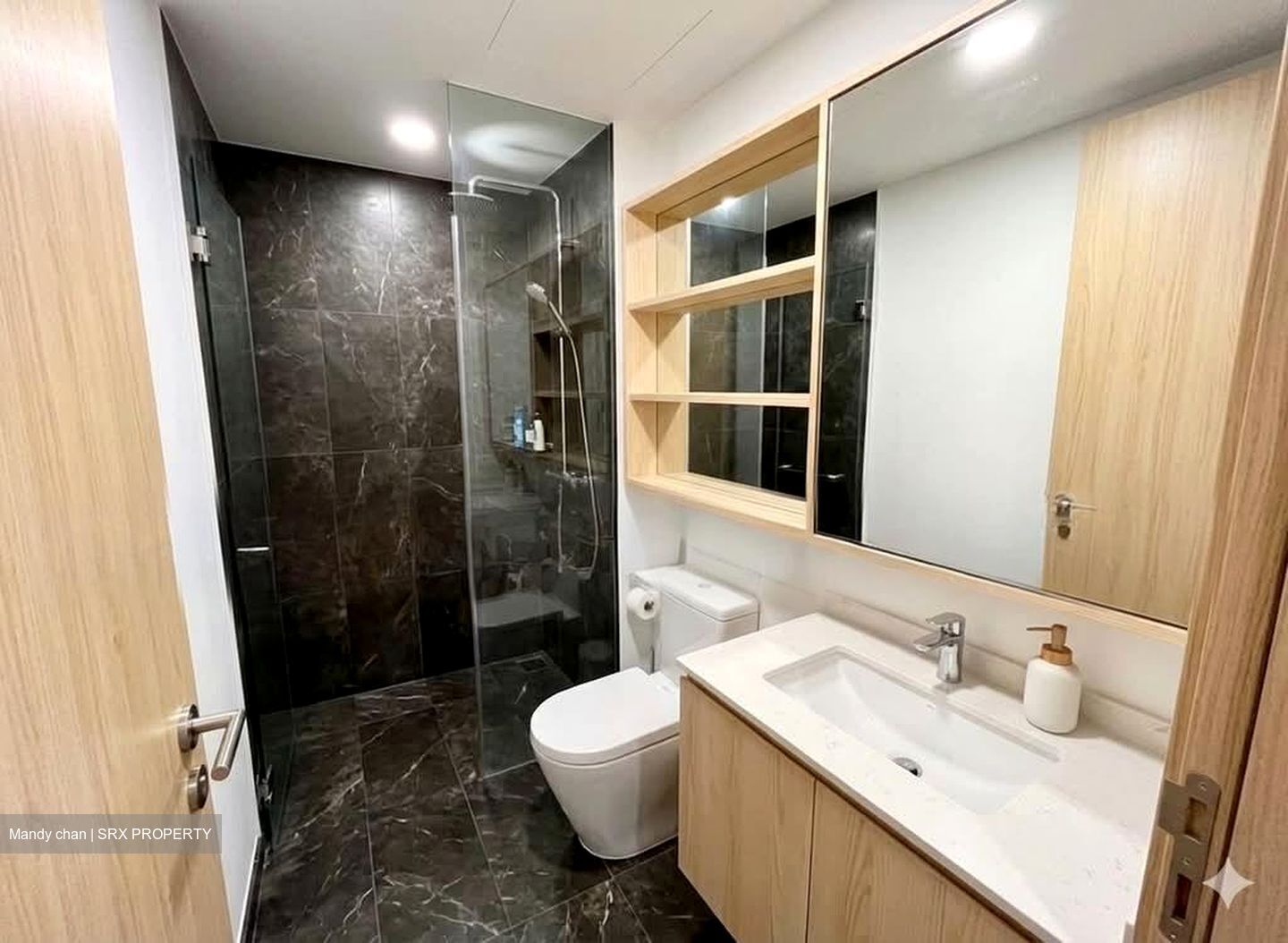The Florence Residences (D19), Apartment #570002901